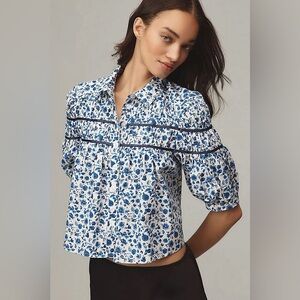 Anthropologie Maeve Leandra Shirred Yoke Blouse Blue and White Floral